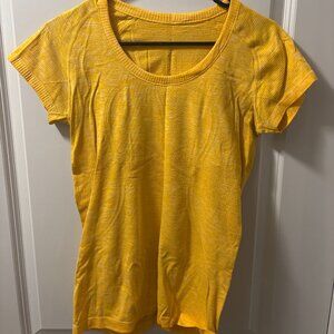 Lululemon Swiftly Tech Top